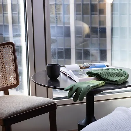 Hotel Les Artistes Parigi