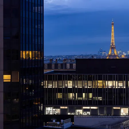 Hotel Les Artistes Parigi