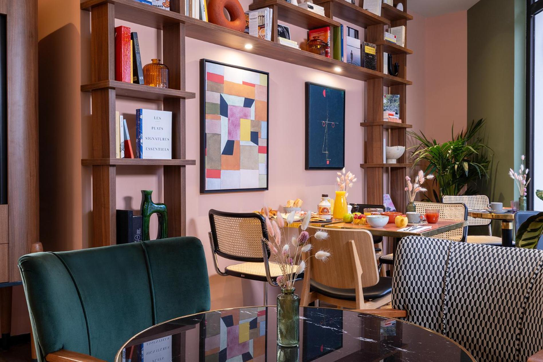 Hotel Les Artistes 4*