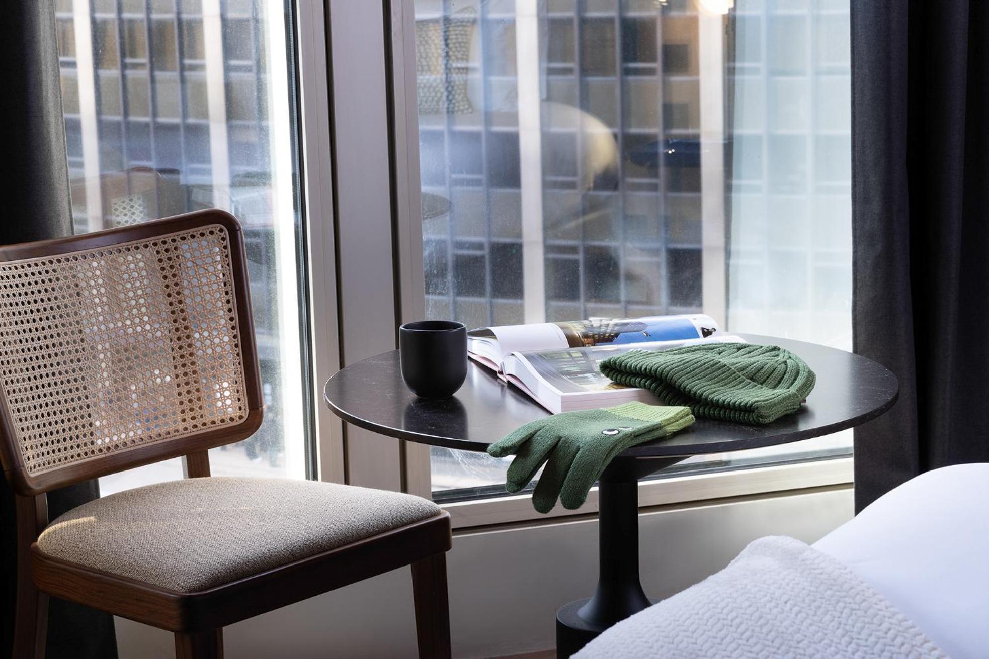 Hotel Les Artistes Paris