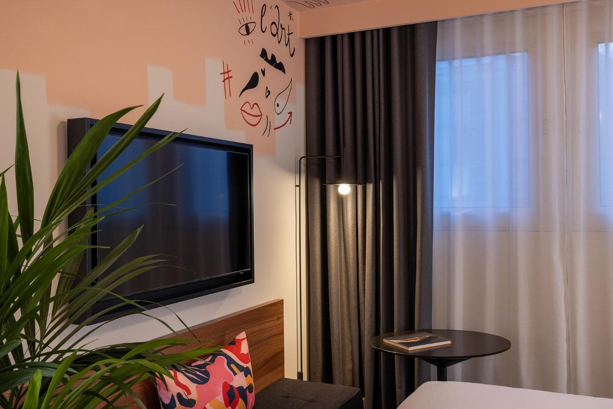 Les Artistes Hotel 4*